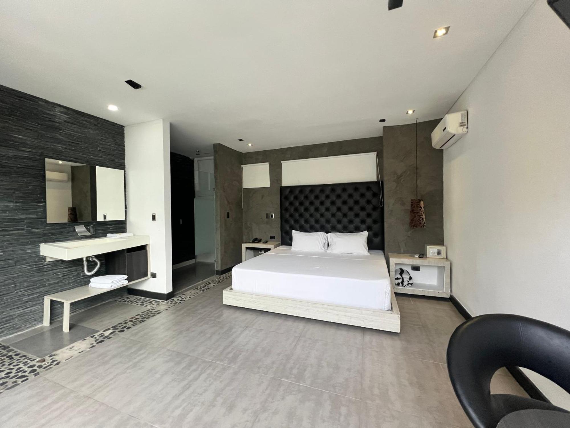Hotel 47 Medellin Center Exterior photo